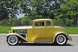 Ford SO-CAL Speed Shop 5 window coupe