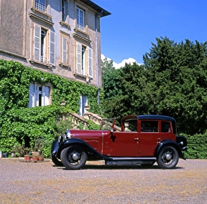 Hotchkiss H6B Coupe Chauffer
