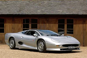 Jaguar XJ-220 British