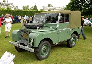 <b class=qtipBold><figcaption>Land Rover Series 1</figcaption></b><br><br><em>© Copyright Car Photo Library - All Rights Reserved</em> Land Rover Series 1