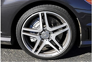 Mercedes-Benz CL63 AMG