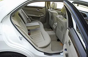 Mercedes-Benz E550 Saloon