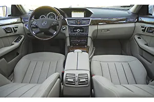 Mercedes-Benz E550 Saloon