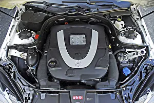 Mercedes-Benz E550 Saloon