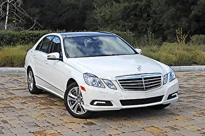 Mercedes-Benz E550 Saloon