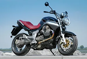Moto Guzzi Breva V1100